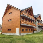 Apartment Tiliana