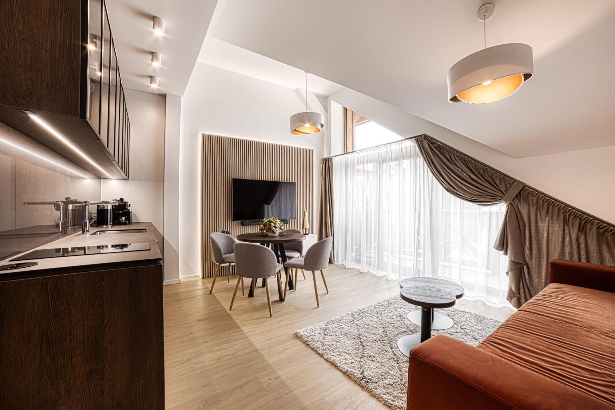 Tiliana Apartment *